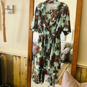 Coordinating tropical top and pants suit.